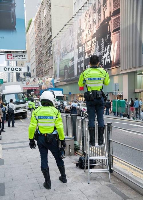 香港 香港警队登长城