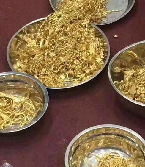 小东庄周生生黄金手镯回收及周生生金饰回收,高价回收,专业评估,安全交易